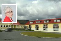 Verður aðjúnkt 75 ára