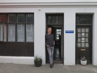 Vill gera kvikmynd um hrunið