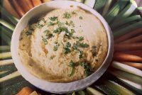 Heimagert hummus í garðpartíið