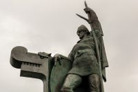 Ganga og skoða stytturnar í miðborg Reykjavíkur