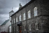 Frítekjumark atvinnutekna verður hækkað í 200 þúsund  um áramótin