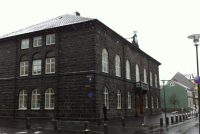 „Þeir sem vilja og geta eiga að fá að vinna“