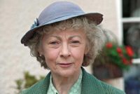 Hver túlkar Miss Marple best?