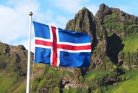 Um hættuna sem steðjar að íslenskunni