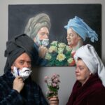 Endurskapar málverk föður síns