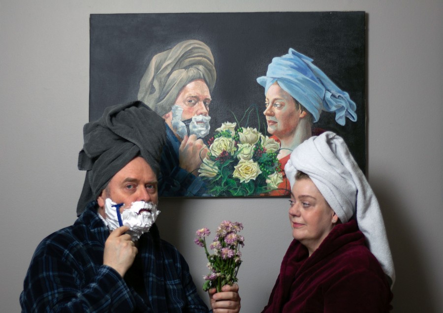 Endurskapar málverk föður síns