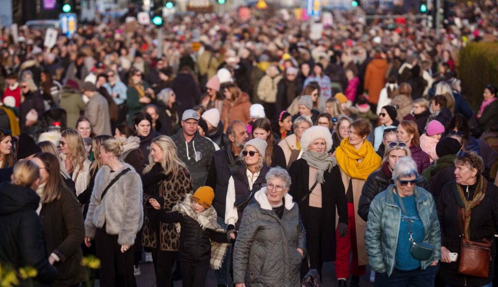 Alþingi samþykkir lög um hækkun almenns frítekjumarks ellilífeyris