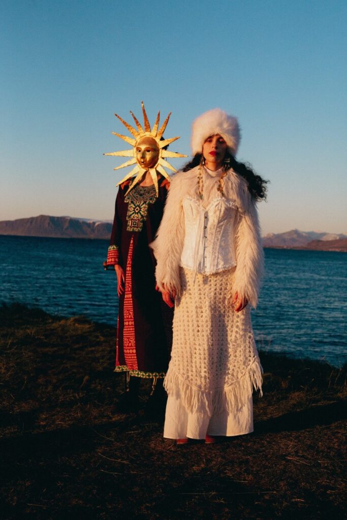 Töfrandi tónar í Grófinni í dag  