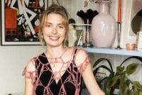 Íslenskar konur óðar í Helgarpeysu Stellu