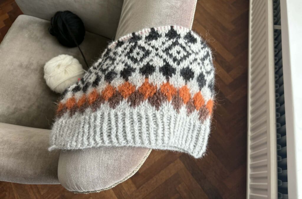 Peysan – framhaldssaga flíkinnar fallegu