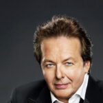 Einn ástsælasti söngvari landsins fallinn frá