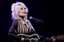 Goðsögnin Dolly Parton er látin
